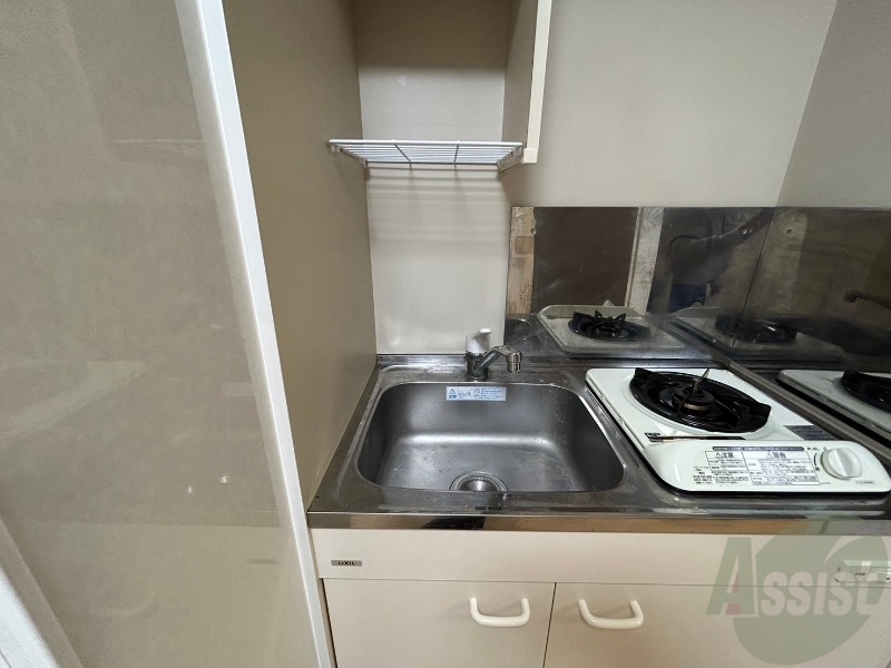 洗面設備　キッチンのシンクはピカピカで掃除意欲が湧いてきそう！