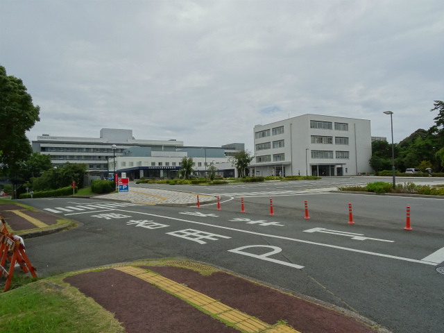 大学・短大　浜松医科大学事務局（大学・短大）まで634m