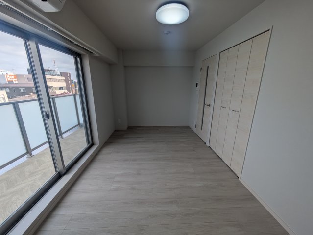 居室・リビング　居間です