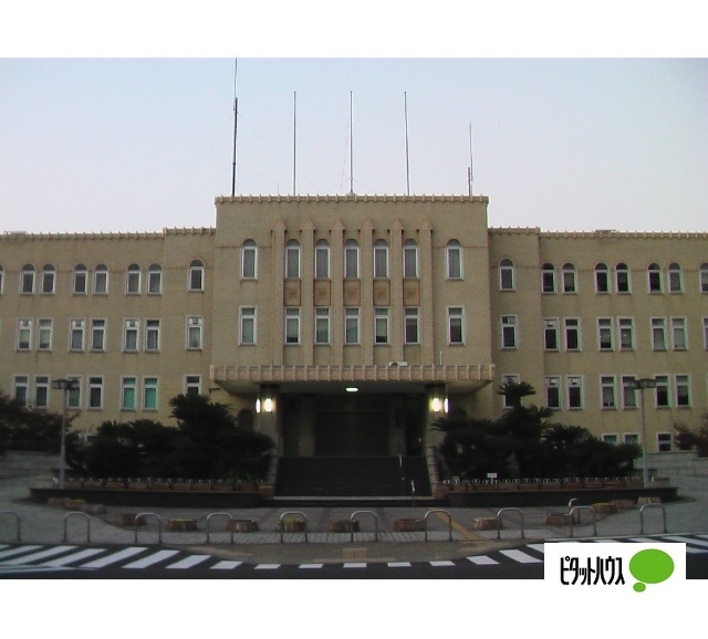 役所　和歌山県庁（役所）まで3758m