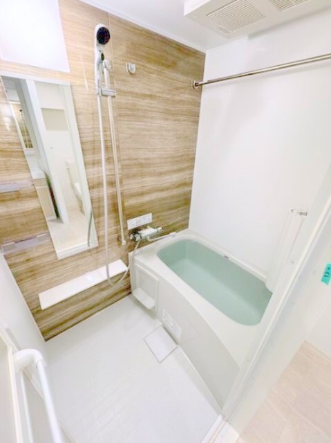 バス・シャワールーム　同仕様写真