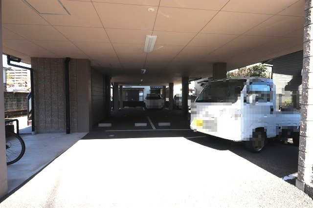 駐車場　駐車スペースもあります