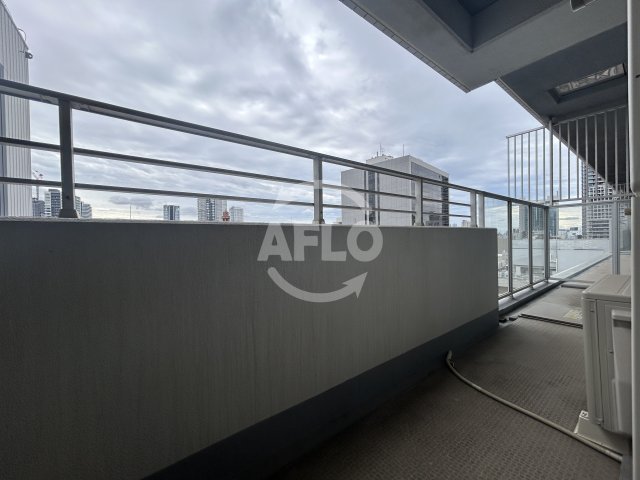 バルコニー　ディーグラフォート大阪NYタワー肥後橋　バルコニー