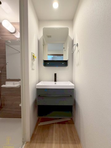 洗面設備　セレニテ東梅田アリエ