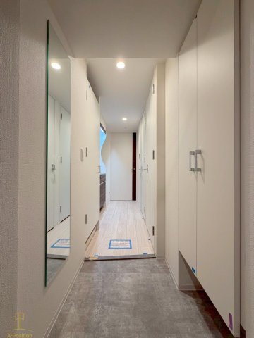 玄関　セレニテ東梅田アリエ