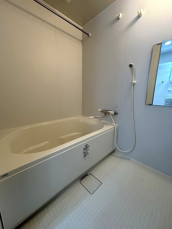 バス・シャワールーム　※掲載情報と物件の現況が異なる場合、現況を優先するものとしま