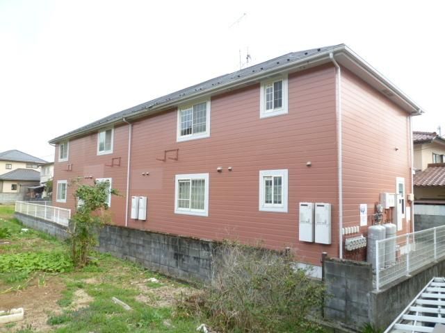 エントランス　☆物件裏手側☆