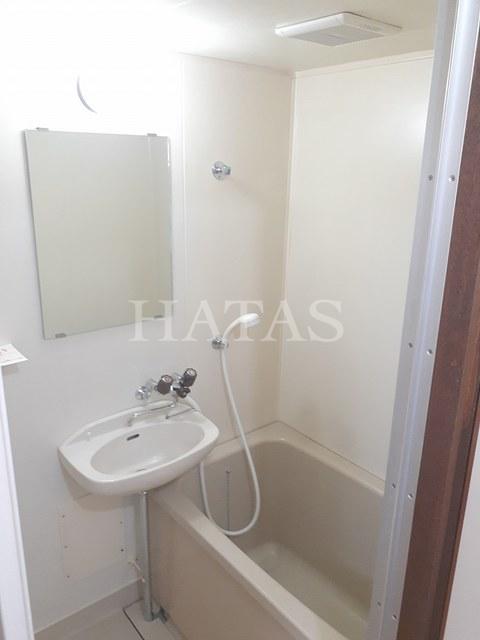 バス・シャワールーム　同物件別部屋です。