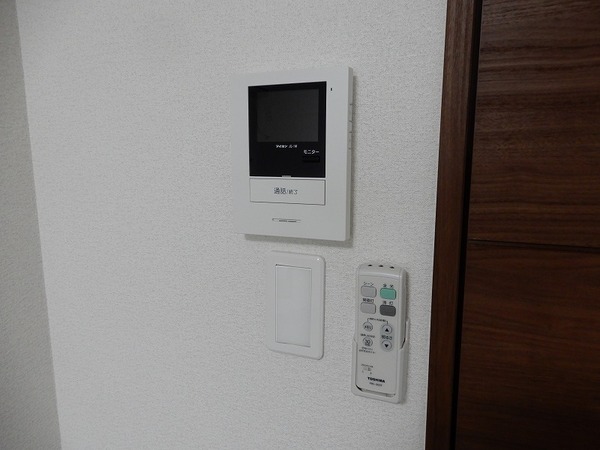 セキュリティ　TVモニターフォン