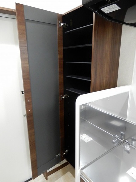 収納　シューズBOX