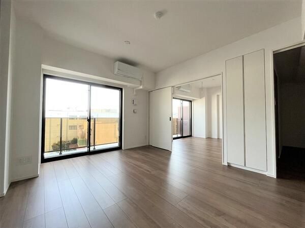 居室・リビング　ゆったり過ごせるリビングです