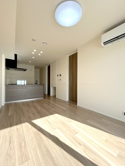 居室・リビング　★13帖のリビングダイニングキッチン★