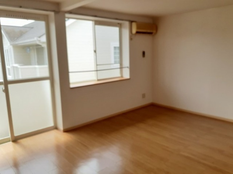 居室・リビング　図面と現状に相違がある場合には現状を優先