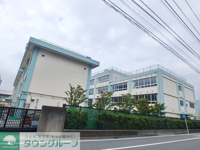 中学校　川崎市立西中原中学校（中学校）まで970m