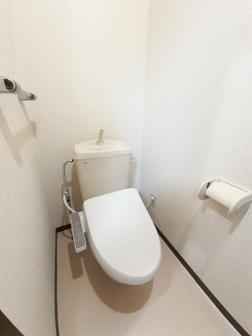 トイレ　コンパクトで使いやすいトイレです