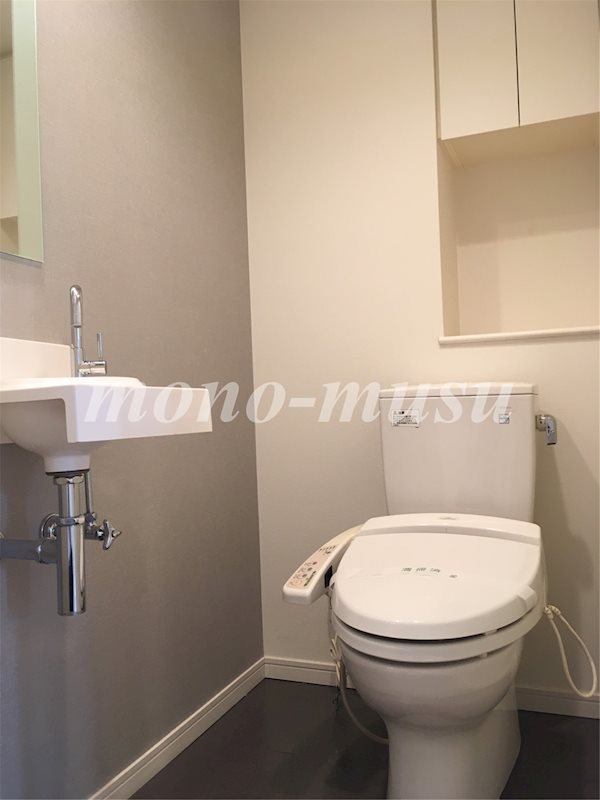 トイレ　別部屋参考写真