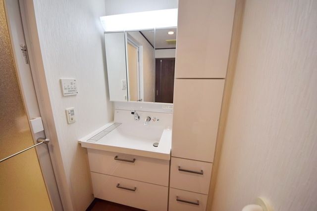 洗面設備　★便利な独立洗面台★