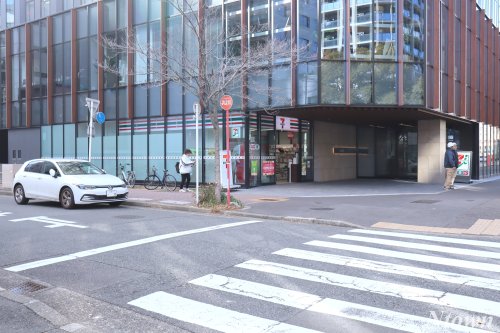 コンビニ　セブンイレブン 名古屋丸の内1丁目店（コンビニ）まで311m
