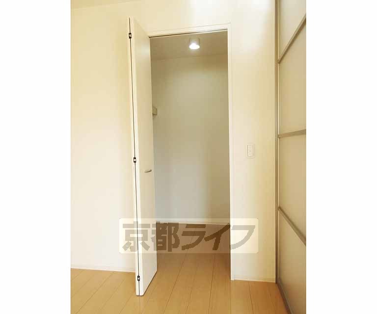 収納　ウォークインクローゼットです