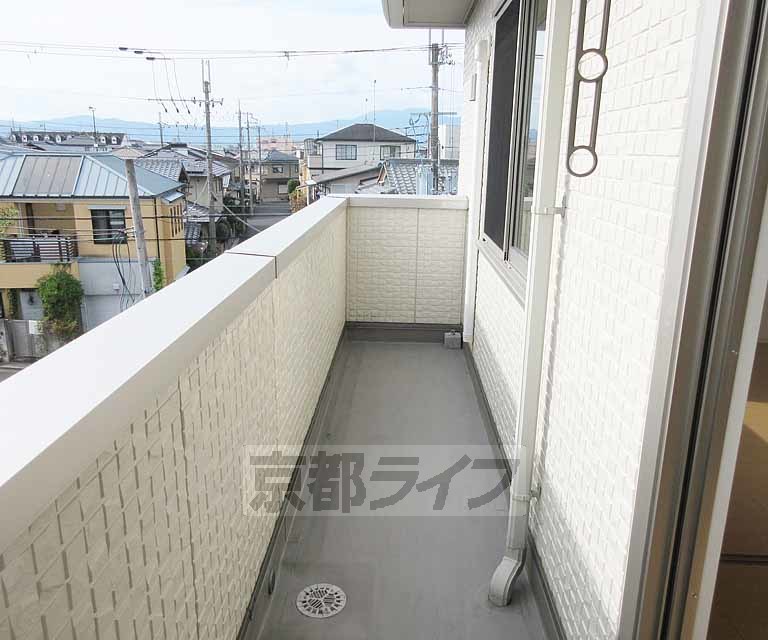 バルコニー　広いベランダ