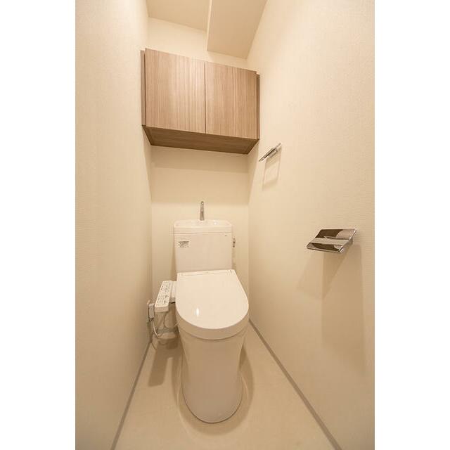 トイレ　※写真は同タイプ住戸です。