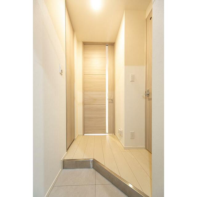 玄関　※写真は同タイプ住戸です。