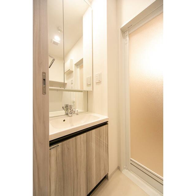 洗面設備　※写真は同タイプ住戸です。