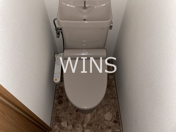 トイレ　※別部屋参考写真です。