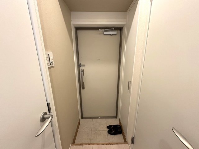 玄関　収納もある玄関です