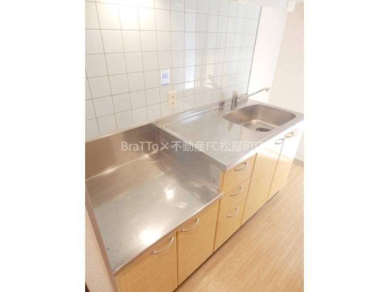 キッチン　キッチン（ガスコンロ設置可能）