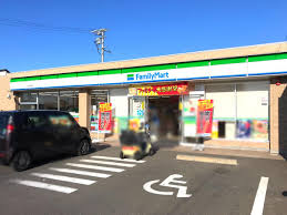 コンビニ　ファミリーマート一宮時之島店（コンビニ）まで597m