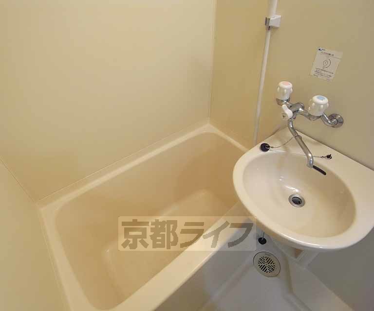 洗面設備　洗面所です