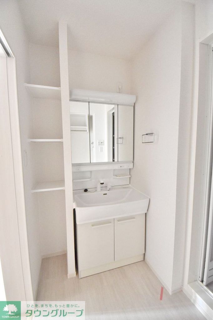 洗面設備　収納