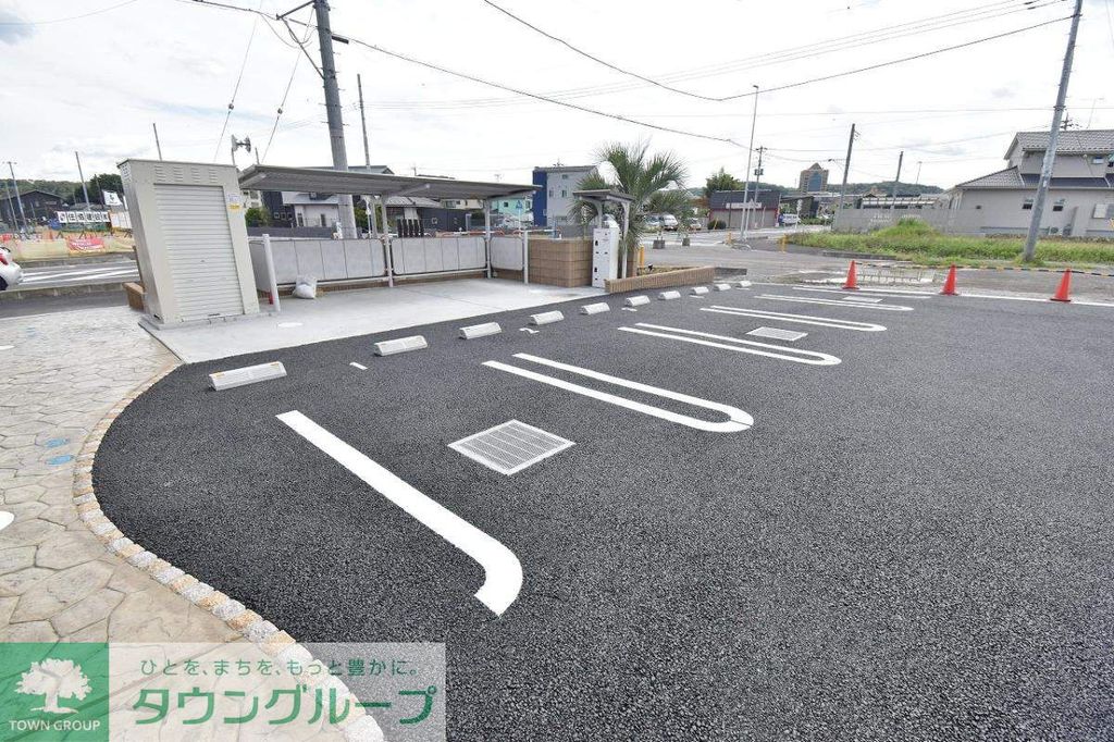 駐車場　駐車場