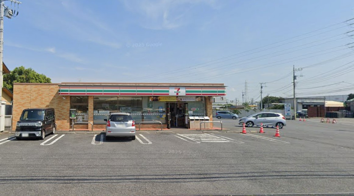 コンビニ　セブンイレブン千葉愛生町店（コンビニ）まで289m