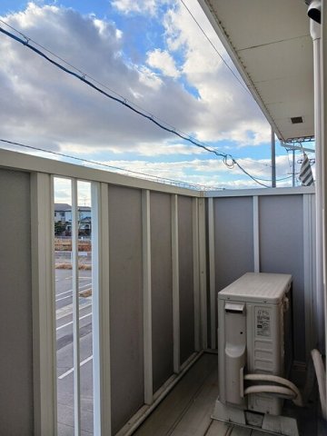バルコニー　バルコニーがあります