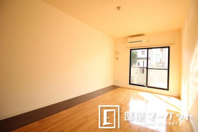 居室・リビング　同型タイプ