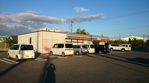 コンビニ　セブン－イレブン豊田市栄生町５丁目店（コンビニ）まで1083m