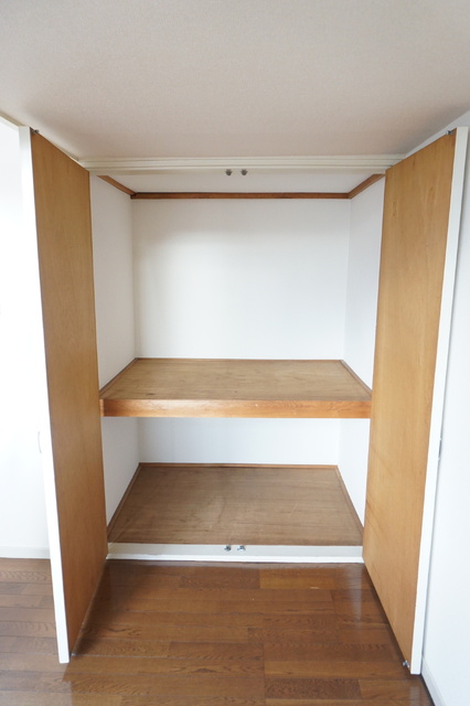 収納　居室には収納量豊富な収納があります