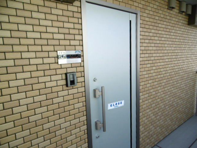 玄関　玄関ドアです。