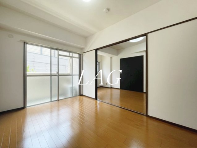 居室・リビング　洋室のお部屋です。