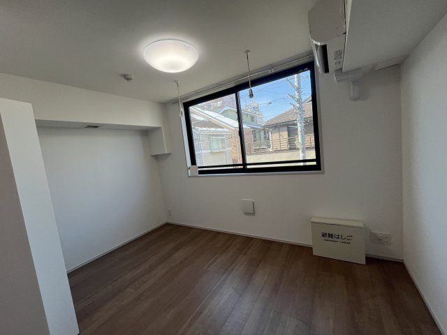 居室・リビング　きれいな洋室です