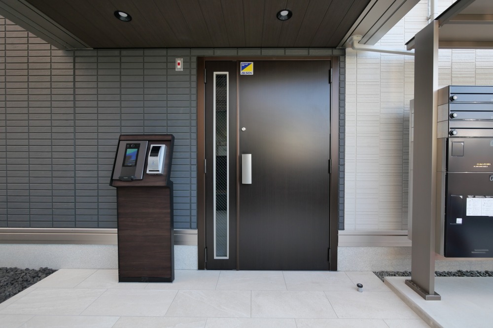 エントランス　エントランス