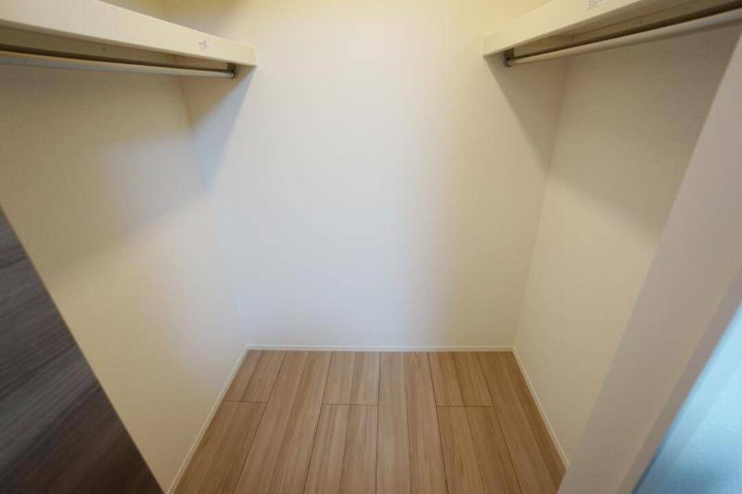 収納　ウォークインクローゼット