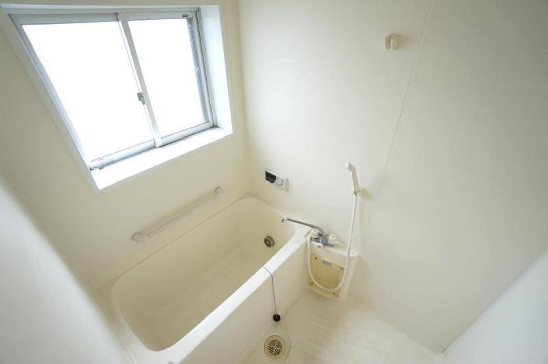 バス・シャワールーム　浴室