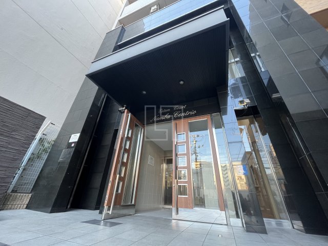 エントランス　エステムコート難波センチュリオ　エントランス