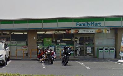 コンビニ　ファミリーマート せきぐち戸塚原宿店（コンビニ）まで106m