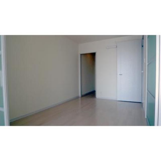 キッチン　※写真は同タイプ住戸です。