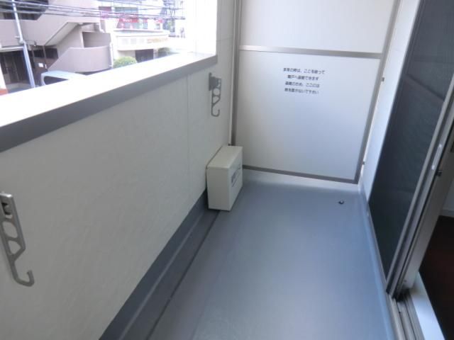 バルコニー　バルコニー