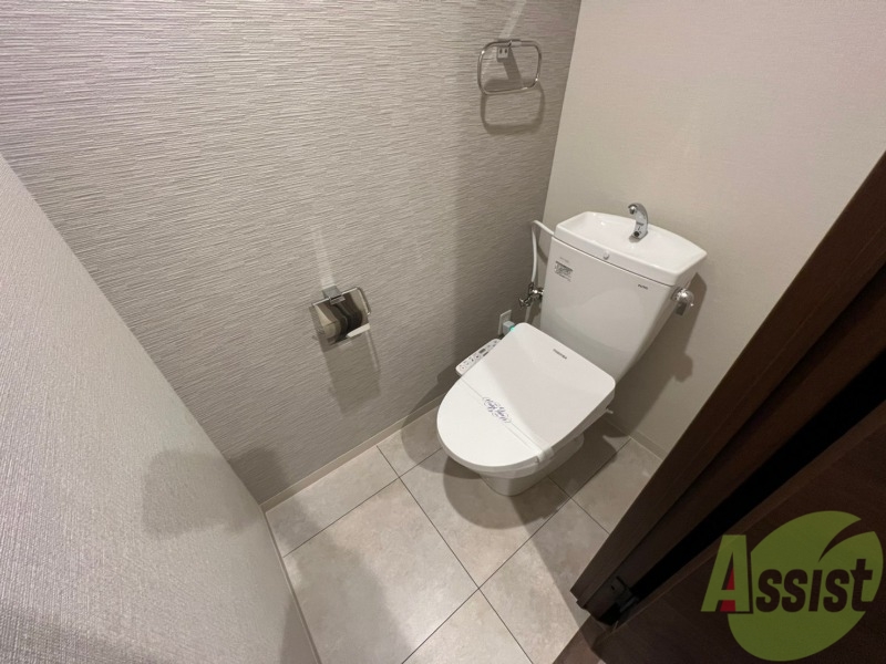 トイレ　ウォシュレット機能がついたトイレ。安心して使用できますね。